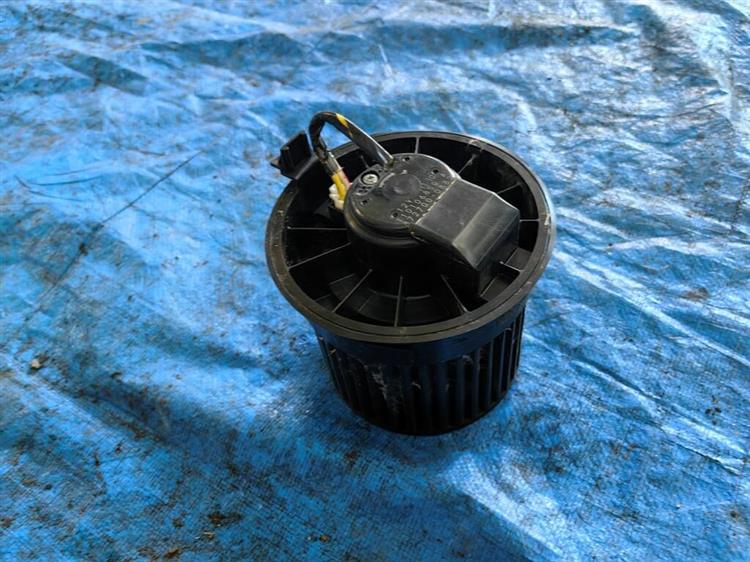 Мотор печки Ниссан Куб в Ирбите 255282