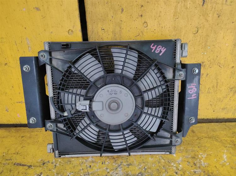 Радиатор кондиционера Исузу Эльф в Ирбите 489251