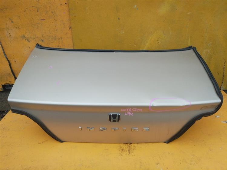Крышка багажника Хонда Инспаер в Ирбите 555121