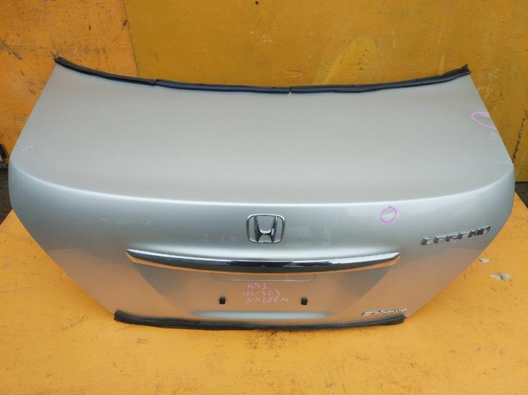 Крышка багажника Хонда Легенд в Ирбите 555211