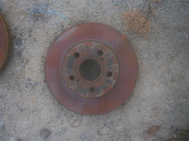Тормозной диск Тойота Приус в Ирбите 81565